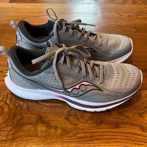 Saucony Kinvara 13, Women’s Size 9 Shoes